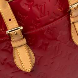 مملوكة مسبقًا Louis Vuitton Pomme D’amour Vernis Summit Drive Bag