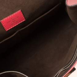 مملوكة مسبقًا Louis Vuitton Grenade Epi Leather Cluny BB Bag