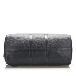 مملوكة مسبقًا Louis Vuitton Black Epi Leather Keepall 45 Bag