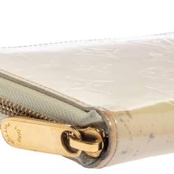 Pre Owned Louis Vuitton Blanc Corail Monogram Vernis Zippy Wallet