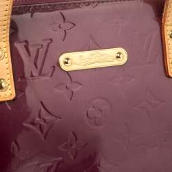 مملوكة مسبقًا حقيبة لوي فيتون بلفيو جلد لامع مونوغرامي بنفسجي صغيرة