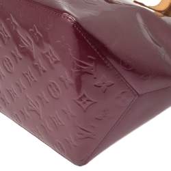 مملوكة مسبقًا حقيبة لوي فيتون بلفيو جلد لامع مونوغرامي بنفسجي صغيرة