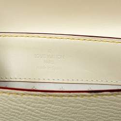 مملوكة مسبقًا Louis Vuitton White Suhali Leather L’Aimable Bag