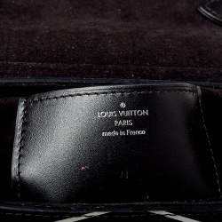 مملوكة مسبقًا Louis Vuitton Black/White Malletage Epi Leather Twist PM Bag