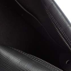 Pre Owned Louis Vuitton Black Epi Leather Speedy 25 Bag