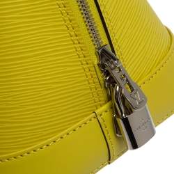 Pre Owned Louis Vuitton Pistache Epi Leather Alma MM Bag