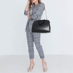 Pre Owned Louis Vuitton Black Epi Leather Brea GM Bag