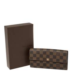 مملوكة مسبقًا Louis Vuitton Damier Ebene Coated Canvas Sarah Wallet