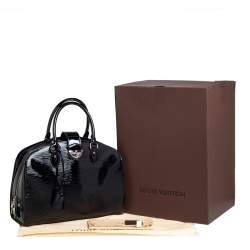 مملوكة مسبقًا Louis Vuitton Black Electric Epi Leather Pont Neuf GM Bag