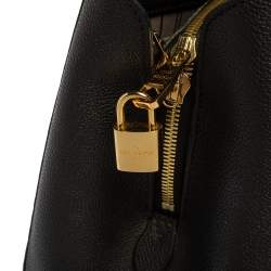 مملوكة مسبقًا Louis Vuitton Black Monogram Empreinte Leather Montaigne MM Bag