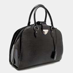 مملوكة مسبقًا حقيبة لوي فيتون بون نوف  جلد إيبي أسود اليكتريك GM 