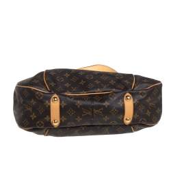 مملوكة مسبقًا حقيبة لوي فيتون غاليرا جلد وكانفاس مونوغرامية بني PM