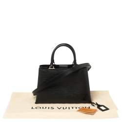 مملوكة مسبقًا Louis Vuitton Black Epi Leather Kleber MM Bag