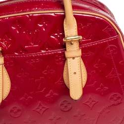 مملوكة مسبقًا حقيبة لوي فيتون سوميت دريف جلد لامع أحمر  