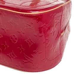 مملوكة مسبقًا حقيبة لوي فيتون سوميت دريف جلد لامع أحمر  