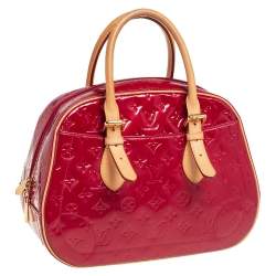 مملوكة مسبقًا حقيبة لوي فيتون سوميت دريف جلد لامع أحمر  