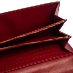 مملوكة مسبقًا محفظة لوي فيتون سارا جلد لامع مونوغرامي أحمر