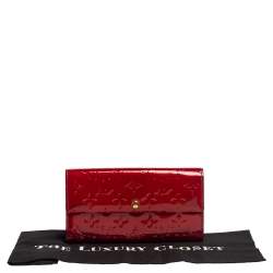 مملوكة مسبقًا محفظة لوي فيتون سارا جلد لامع مونوغرامي أحمر