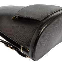 مملوكة مسبقًا Louis Vuitton Black Epi Leather Gobelins Backpack Bag