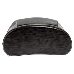 مملوكة مسبقًا Louis Vuitton Black Epi Leather Gobelins Backpack Bag