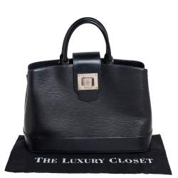 مملوكة مسبقًا حقيبة لوي فيتون ميرابو  جلد إيبي اليكتريك أسود GM