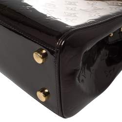 مملوكة مسبقًا Louis Vuitton Amarante Monogram Vernis Brea MM Bag