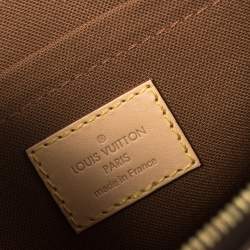 مملوكة مسبقًا حقيبة إكسسوارات صغيرة لوي فيتون روز كلير كانفاس مونوغرامي 