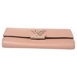 مملوكة مسبقًا Louis Vuitton Magnolia Taurillon Leather Capucines Wallet