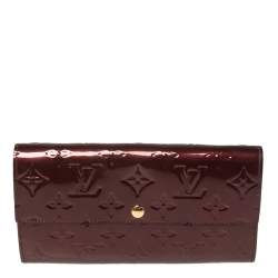 مملوكة مسبقًا Louis Vuitton Rouge Fauviste Monogram Vernis Leather Sarah Wallet