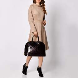 Pre Owned حقيبة لوي فيتون ألما جلد مونوغرامي لامع عنابي كبيرة