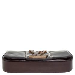 مملوكة مسبقًا حقيبة كلتش لوي فيتون سوبي جلد لامع عنابي