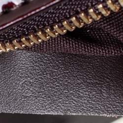مملوكة مسبقًا حقيبة كلتش لوي فيتون سوبي جلد لامع عنابي