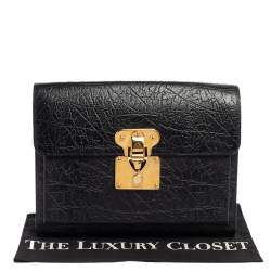 Pre Owned Louis Vuitton Black Crinkled Leather Indra Portfolio Clutch