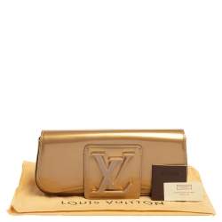 Pre Owned Louis Vuitton Beige Poudre Vernis Sobe Clutch