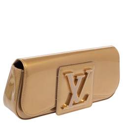 Pre Owned Louis Vuitton Beige Poudre Vernis Sobe Clutch