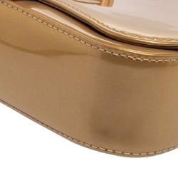 Pre Owned Louis Vuitton Beige Poudre Vernis Sobe Clutch