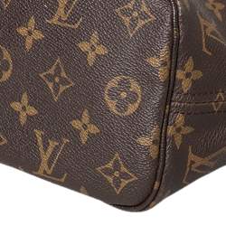 Louis Vuitton Monogram Canvas Neverfull PM Bag