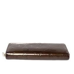 Louis Vuitton Vert Olive Monogram Vernis Zippy Wallet