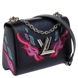 مملوكة مسبقًا حقيبة لوي فيتون تويست ترتر وجلد إيبي أزرق داكن مزين لهب 