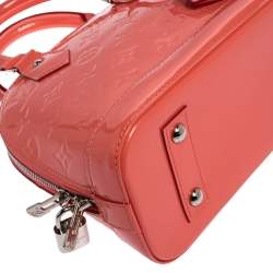 Pre Owned حقيبة لوي فيتون ألما جلد لامع مونوغرامي وردي ليتشي