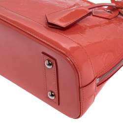 Pre Owned حقيبة  لوي فيتون ألما جلد لامع مونوغرامي وردي ليتشي