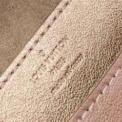 مملوكة مسبقًا حقيبة كلتش لوي فيتون لويز جلد ذهبي 