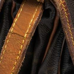 مملوكة مسبقًا حقيبة لوي فيتون ساومور كانفاس مونوغرامية 30