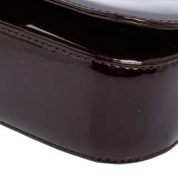 مملوكة مسبقًا حقيبة كلتش لوي فيتون سوب جلد لامع أحمر داكن 