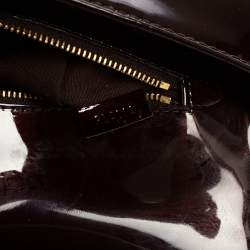 مملوكة مسبقًا حقيبة كلتش لوي فيتون سوب جلد لامع أحمر داكن 