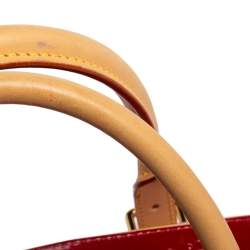 Pre Owned Louis Vuitton Pomme D’amour Vernis Summit Drive Bag