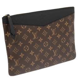 Pre Owned Louis Vuitton Black Monogram Canvas Daily Pouch