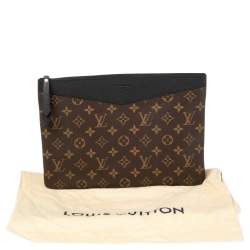 Pre Owned Louis Vuitton Black Monogram Canvas Daily Pouch