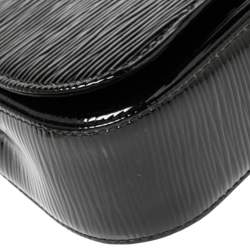 مملوكة مسبقًا حقيبة كلتش لوي فيتون سوب جلد إيبي أسود إليكتريك