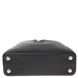 مملوكة مسبقًا Louis Vuitton Black Leather and Python Capucines BB Bag